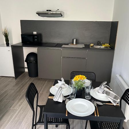 Les Jardins Marseillais 3 - Appartement 4 Personnes - Plages Calanques- Stade Velodrome - Hopital La Timone Марсилия Екстериор снимка